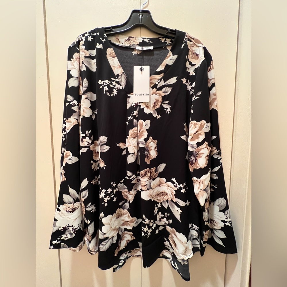 Youtalia Black Floral Polyester Blouse